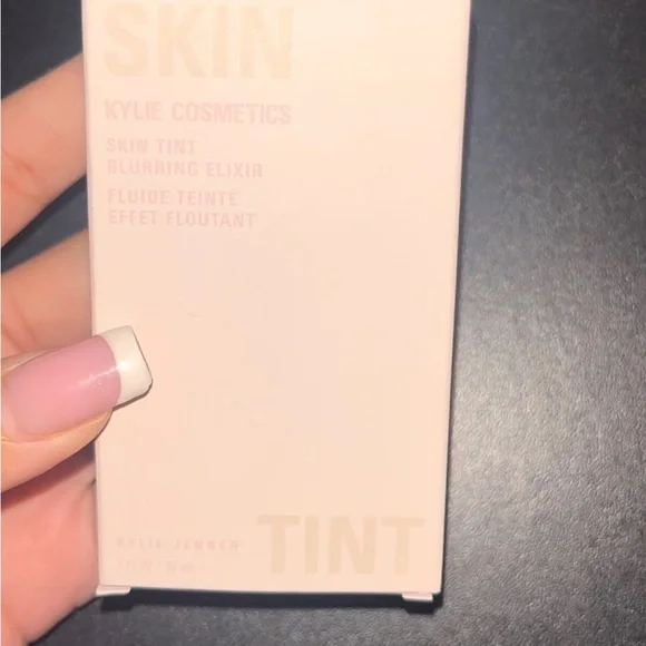 Sold - Picture 3 of 4